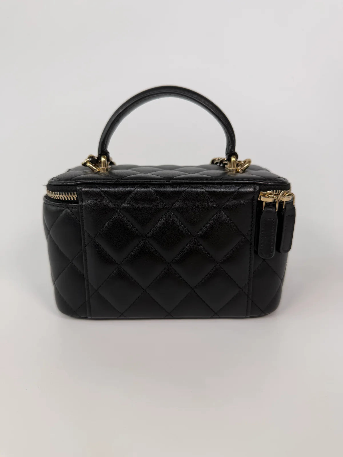 CHANEL VANITY TOP HANDLE IN BLACK LAMBSKIN WITH PALE GOLD HARDWARE