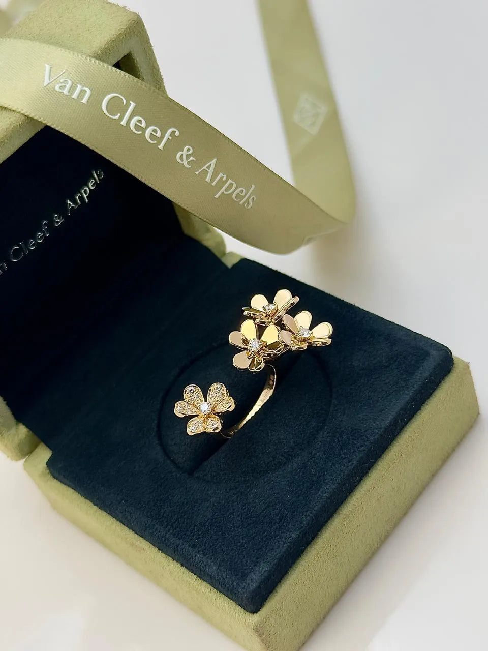 Van Cleef And Arpels Frivole Between The Finger Ring Size 50