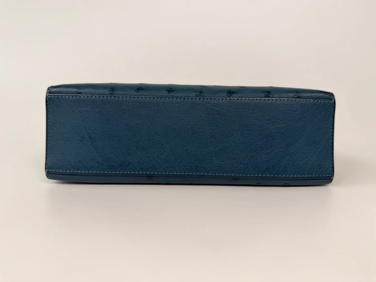 HERMÉS KELLY POCHETTE IN COLVERT OSTRICH WITH GOLD HARDWARE
