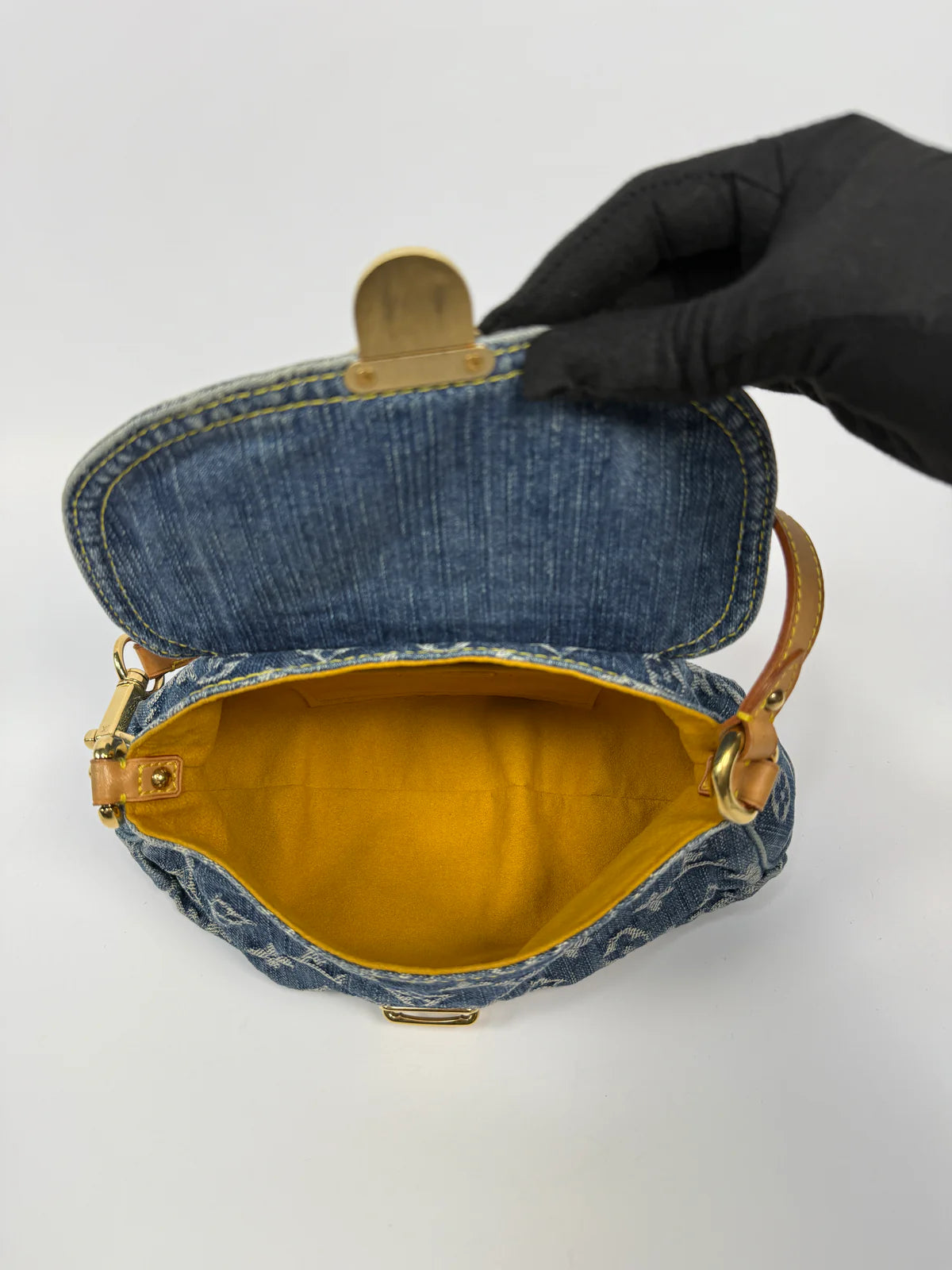 LOUIS VUITTON MINI PLEATY BAG