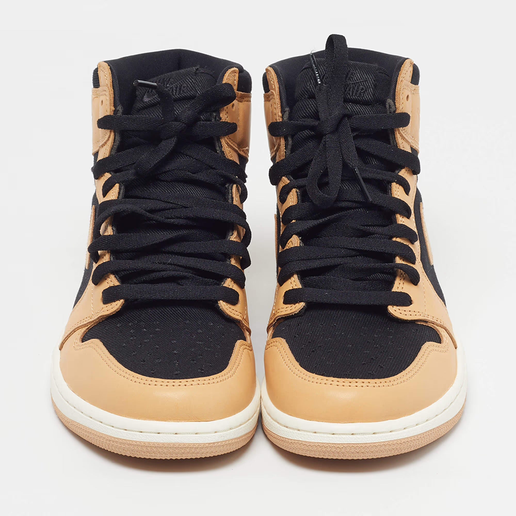 Air Jordans Jordan 1 Retro OG Heirloom Size 44 Beige/Black Leather and Canvas High Top Sneakers