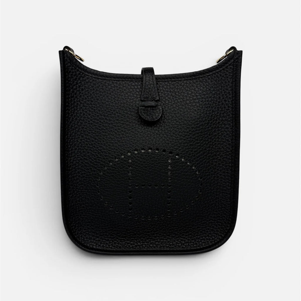 HERMÈS EVELYNE TPM BLACK CLEMENCE LEATHER GOLD HARDWARE