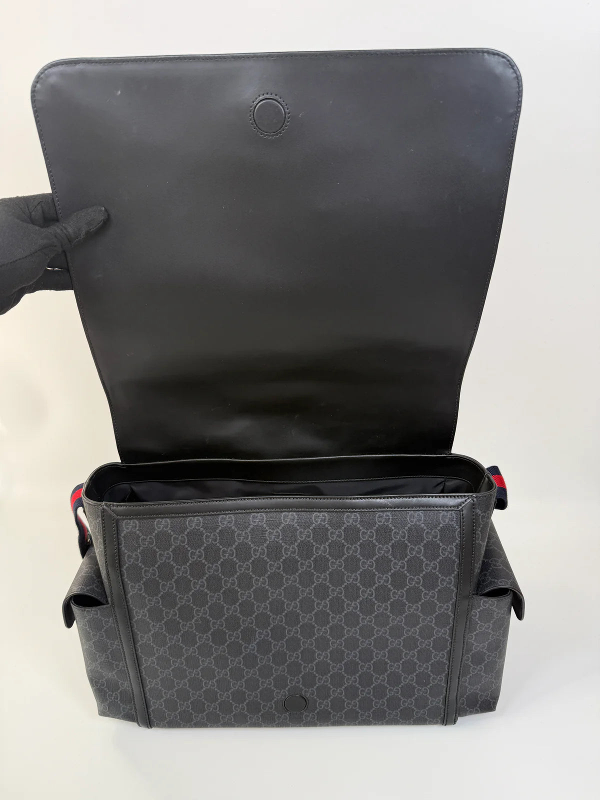 GUCCI GG SUPREME BABY CHANGING BAG