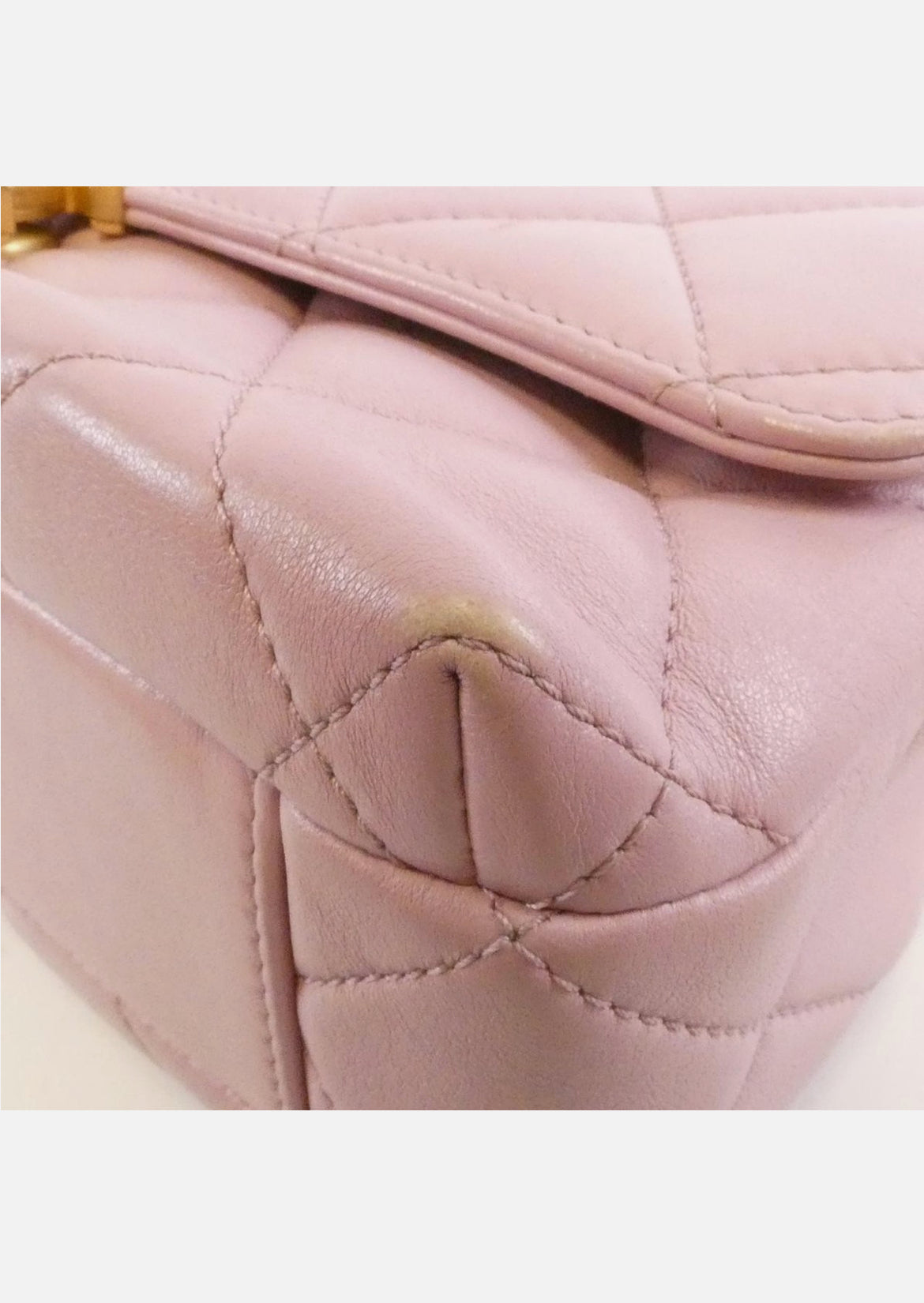 Chanel Pink Lambskin Shoulderbag With Gold Hardware