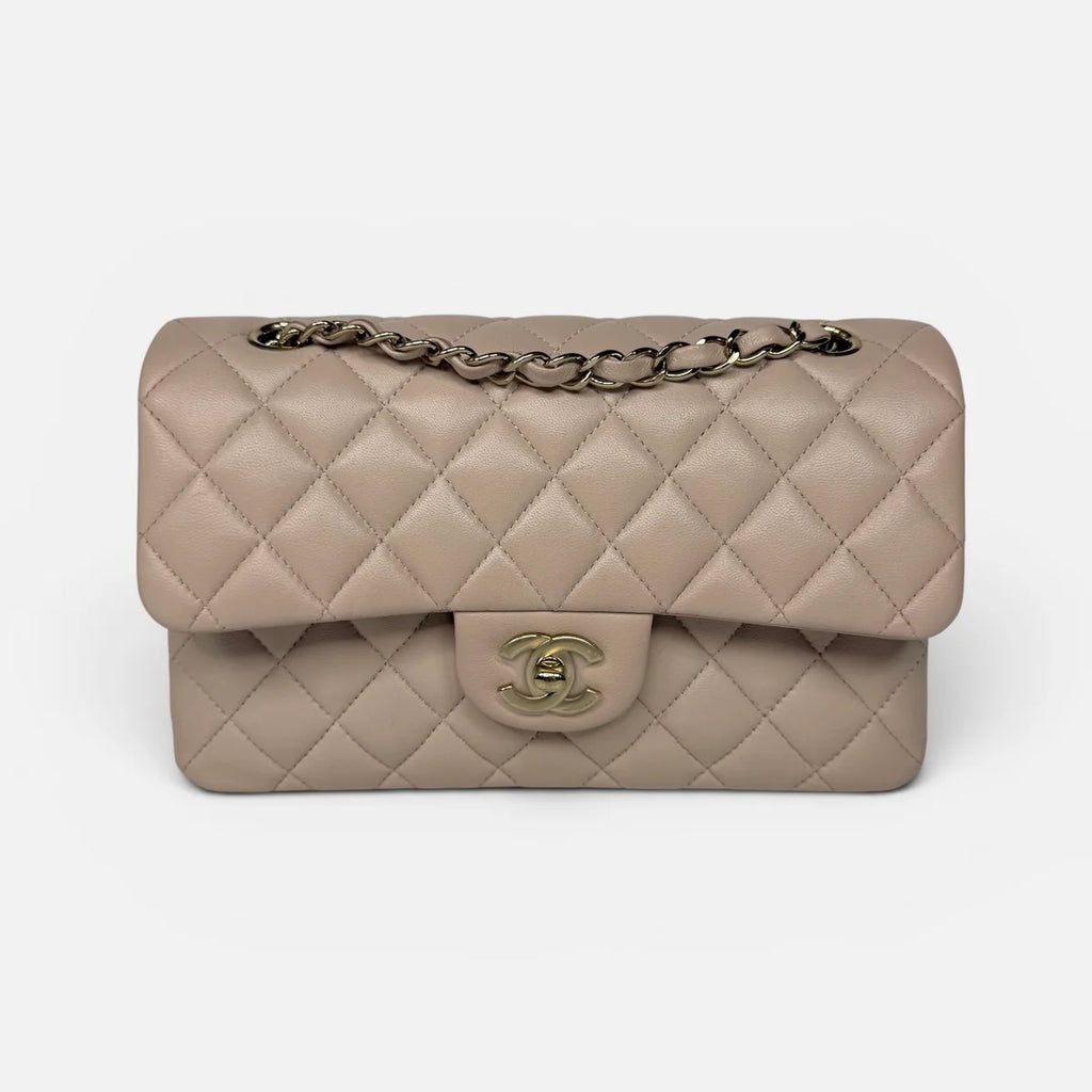 CHANEL SMALL CLASSIC DOUBLE FLAP IN LIGHT BEIGE LAMBSKIN LEATHER WITH PALE GOLD HARDWARE