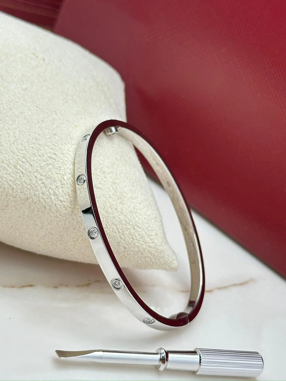 Cartier Love 10 Diamonds Bracelet Size 15