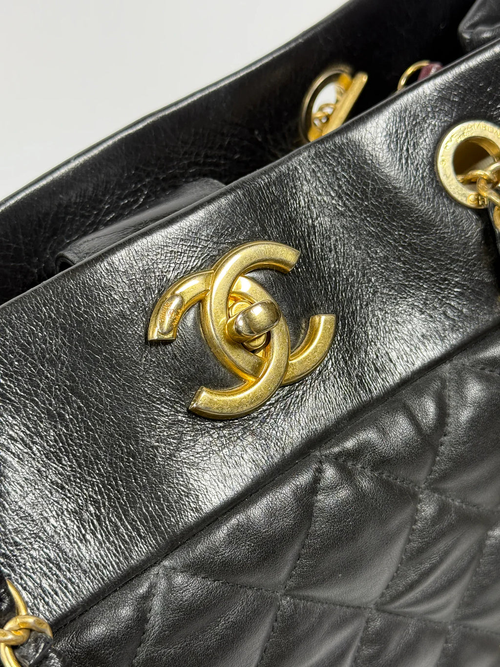 CHANEL MEDIUM SOFT ELEGANCE TOTE BAG