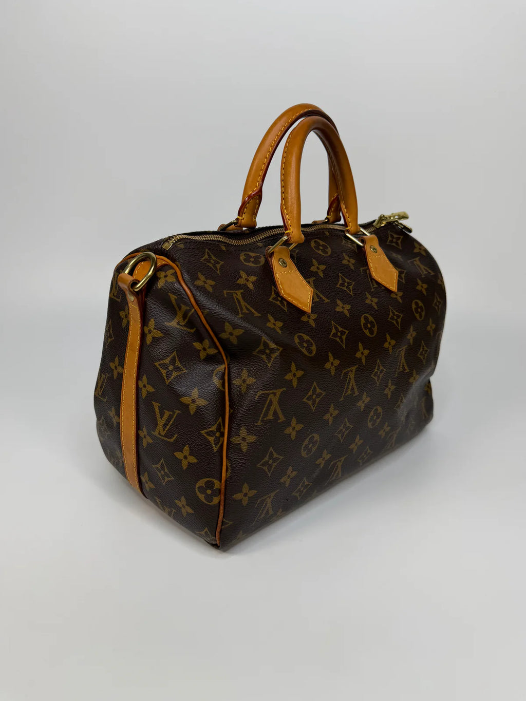 LOUIS VUITTON BANDOULIÈRE SPEEDY 30 IN MONOGRAM WITH GOLD HARDWARE