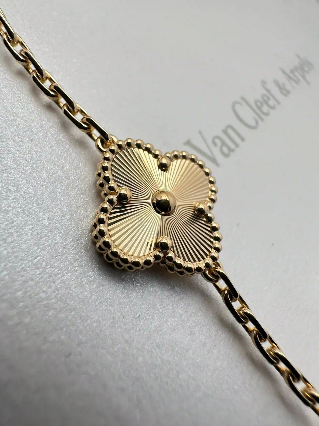 Van Cleef And Arpels Vintage Alhambra Bracelet VCARP3JK00