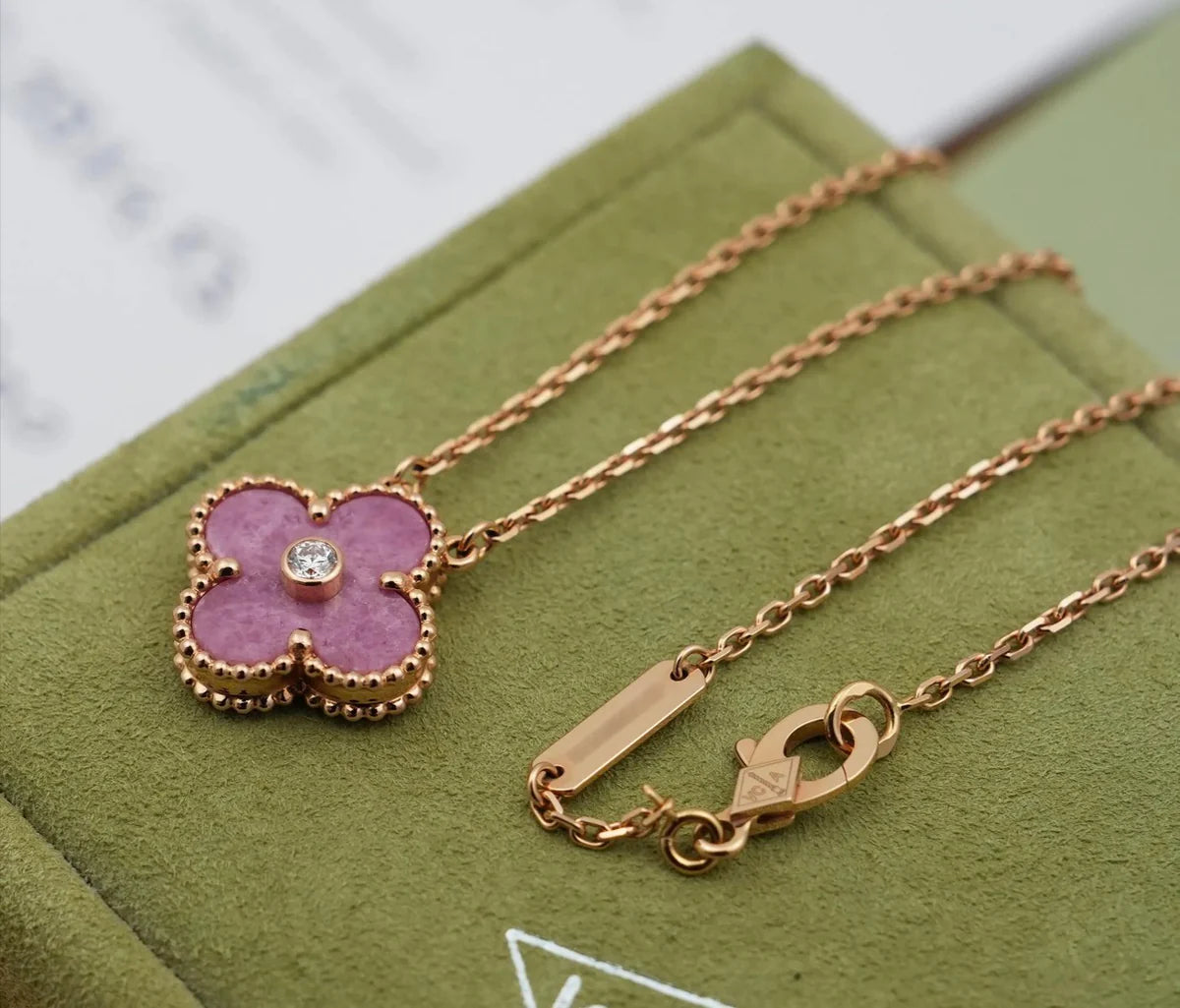 VAN CLEEF & ARPELS VINTAGE ALHAMBRA Limited Edition Holiday Pendant