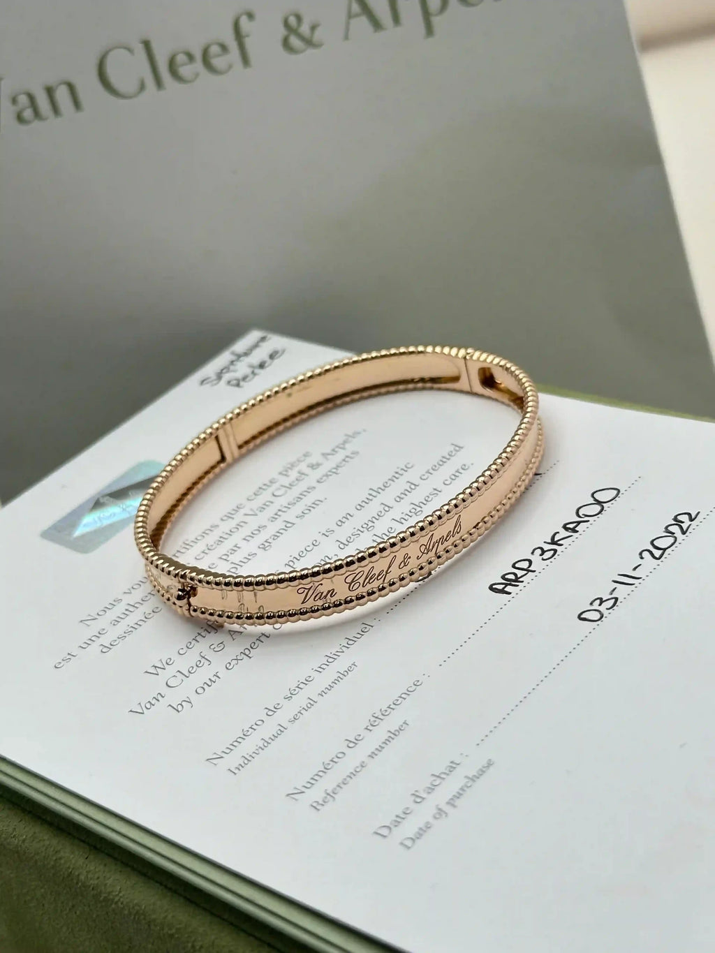 Van Cleef And Arpels Perlee Signature Bracelet Size 18