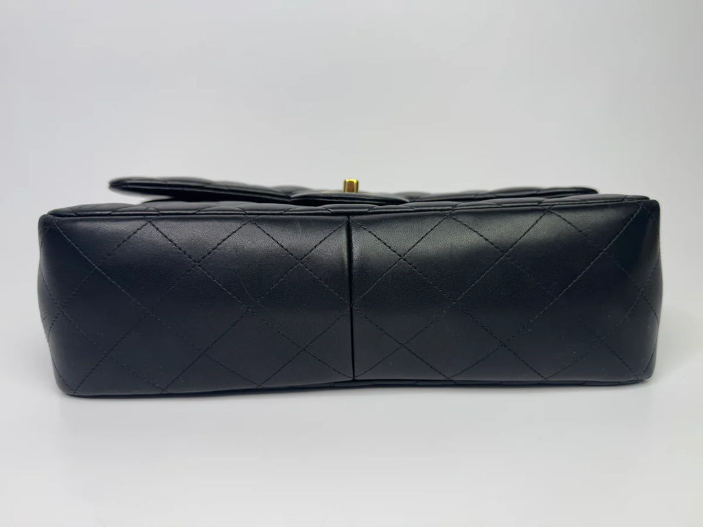 CHANEL BLACK LAMBSKIN LEATHER JUMBO CLASSIC DOUBLE FLAP GOLD HARDWARE