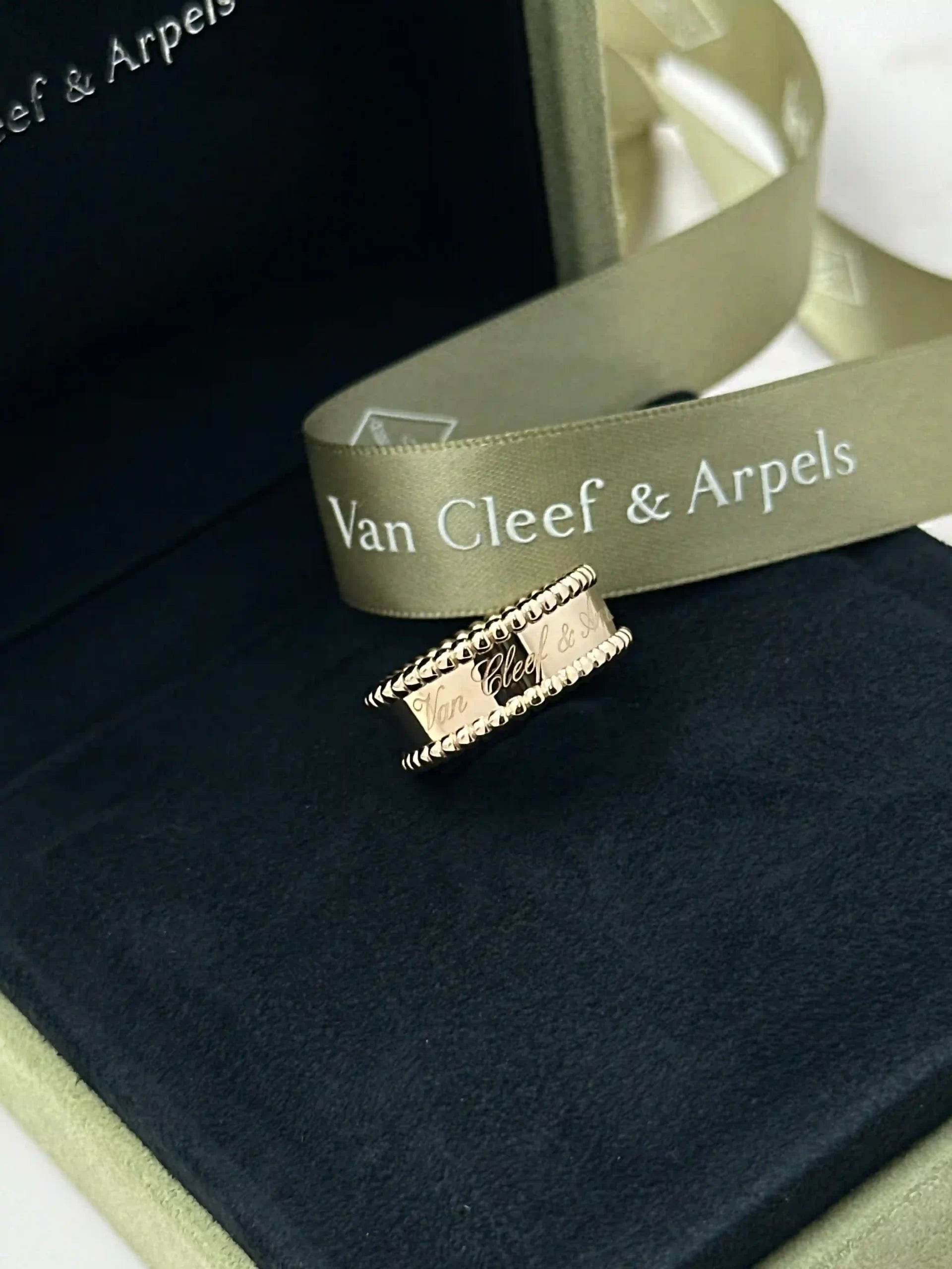 Van Cleef Arpels Perlee Signature Ring Size 54