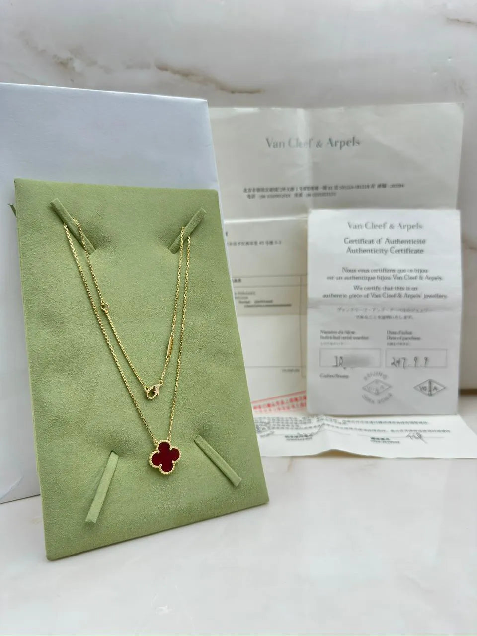 Van Cleef And Arpels Vintage Alhambra Pendant VCARD38500