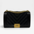 CHANEL BLACK CHEVRON FABRIC & LAMBSKIN LEATHER MEDIUM BOY BAG WITH GOLD HARDWARE