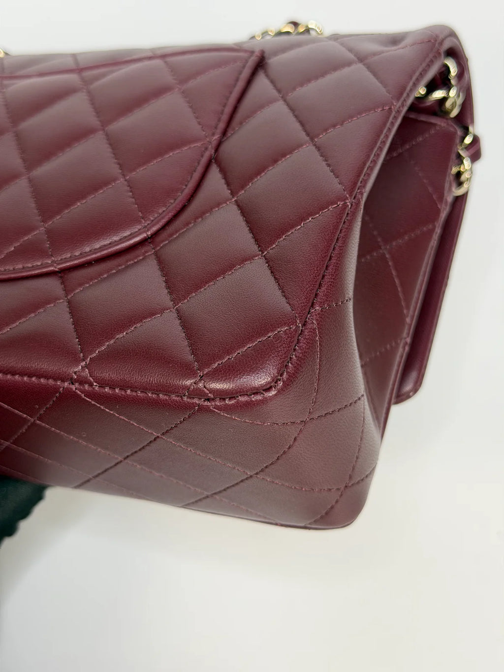 CHANEL MEDIUM CLASSIC DOUBLE FLAP BURGUNDY LAMBSKIN LEATHER WITH PALE GOLD HARDWARE
