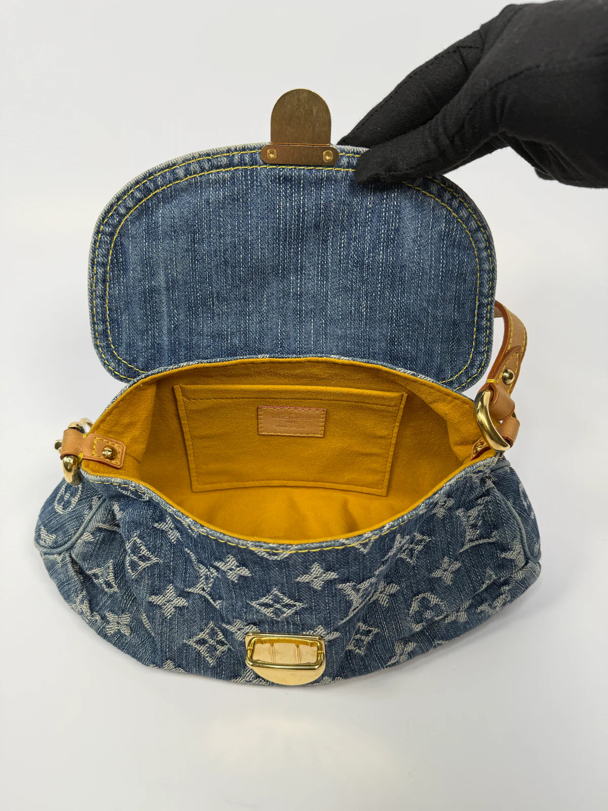 LOUIS VUITTON MINI PLEATY BAG