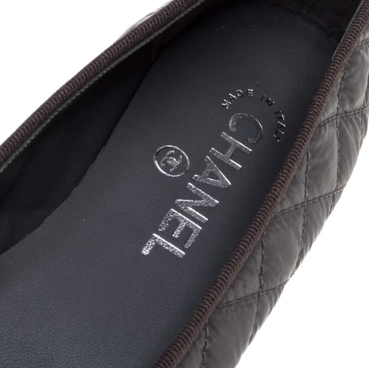 Chanel Grey/Black Quilted Leather Bow CC Cap Toe Ballet Flats Size 38.5