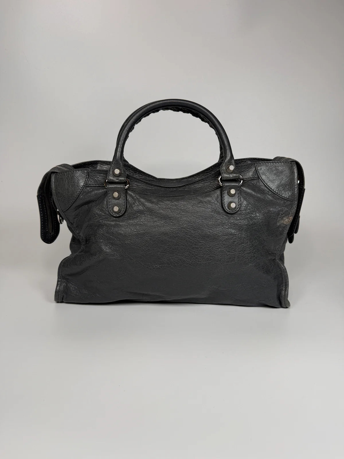 BALENCIAGA MEDIUM LE CITY BAG IN GREY LEATHER WITH SILVER HARDWARE