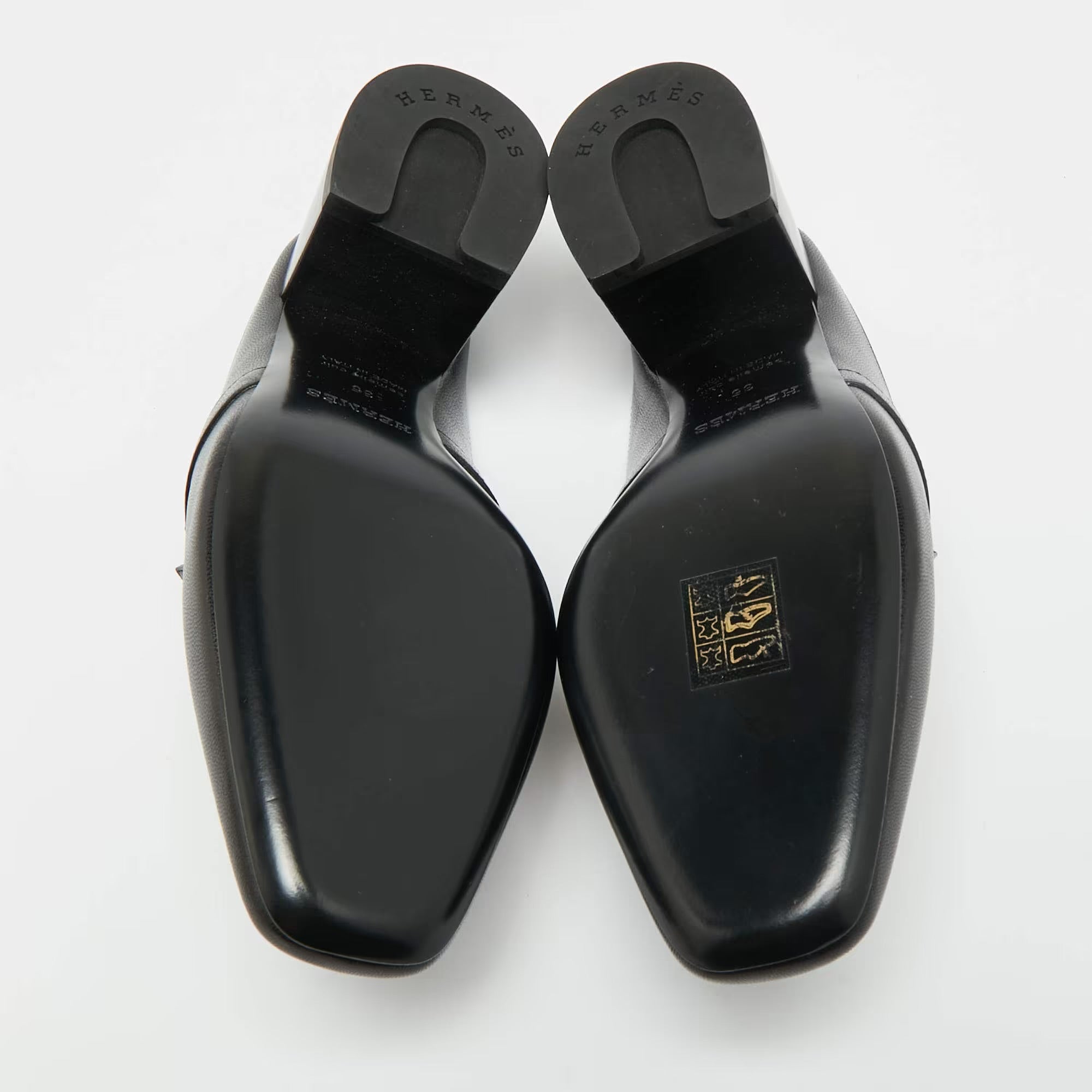 Hermès Blossom Size 35 Black Leather Mules