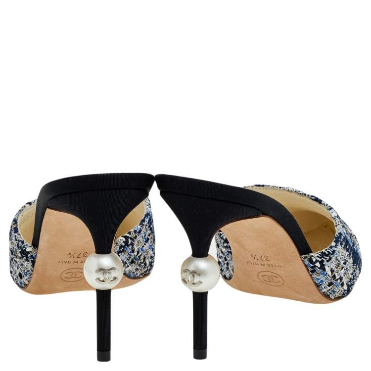 Chanel Black/Blue Tweed And Grosgrain Pointed Toe CC Pearl Embellished Heel Mule Sandals Size 37.5