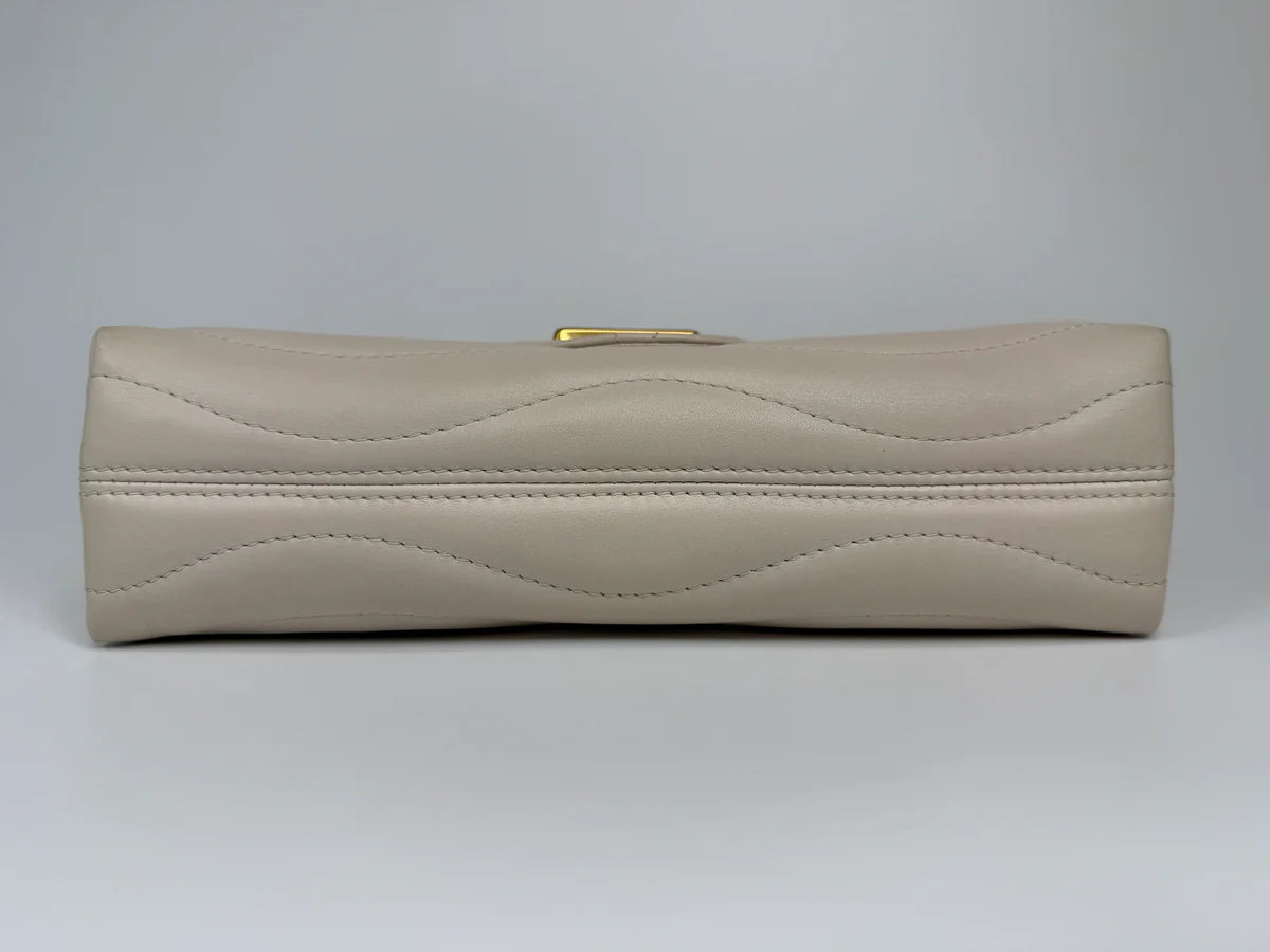 LOUIS VUITTON NEW WAVE CHAIN SHOULDER BAG IN IVORY CALF LEATHER WITH GOLD HARDWARE