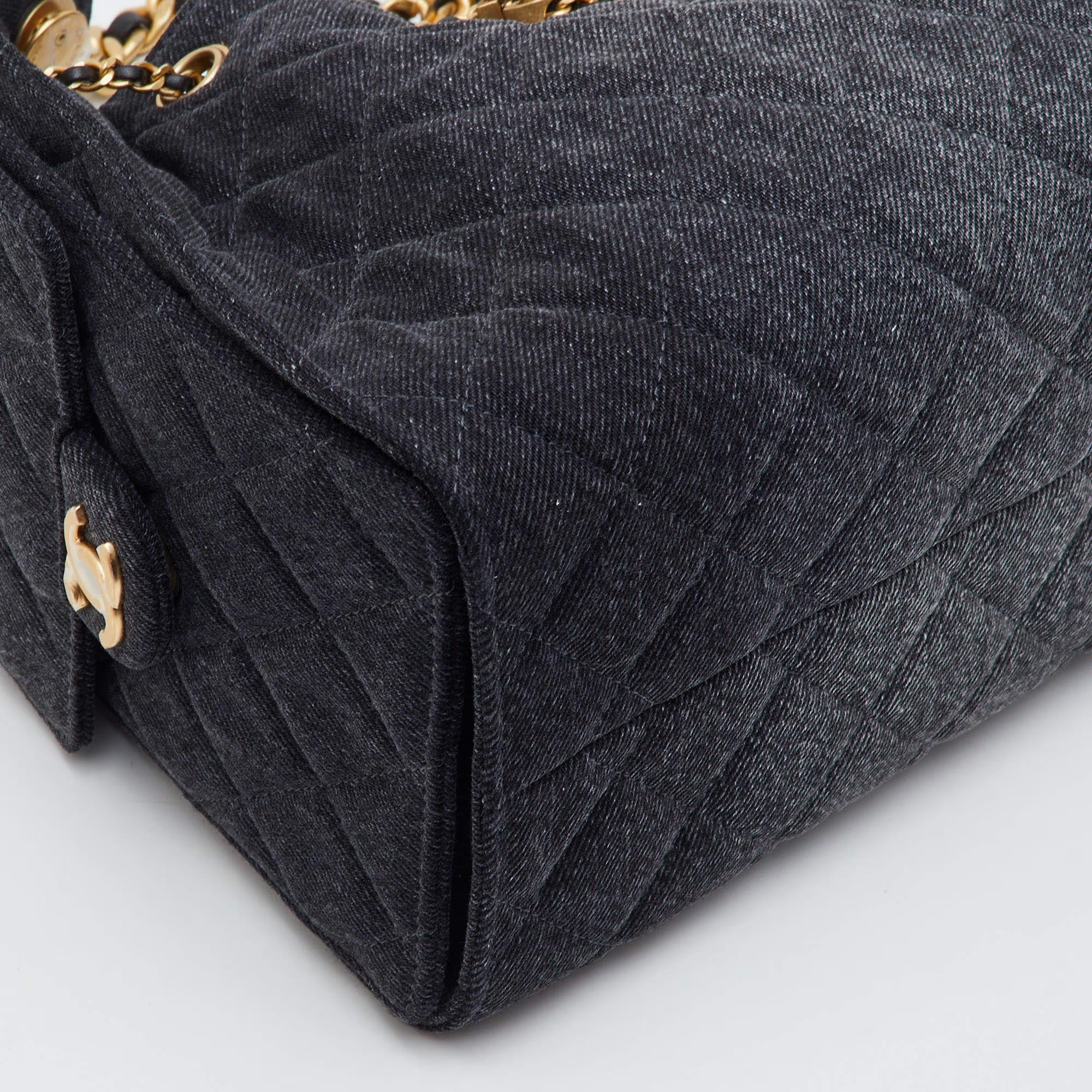 Chanel 25 Drawstring Black Quilted Denim Hobo
