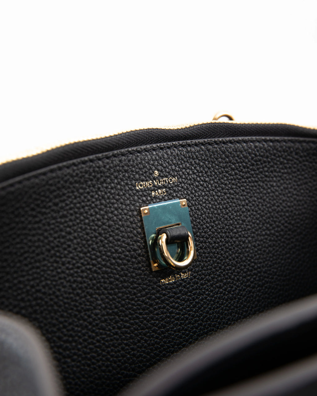 Louis Vuitton City Steamer Bag MM in Black