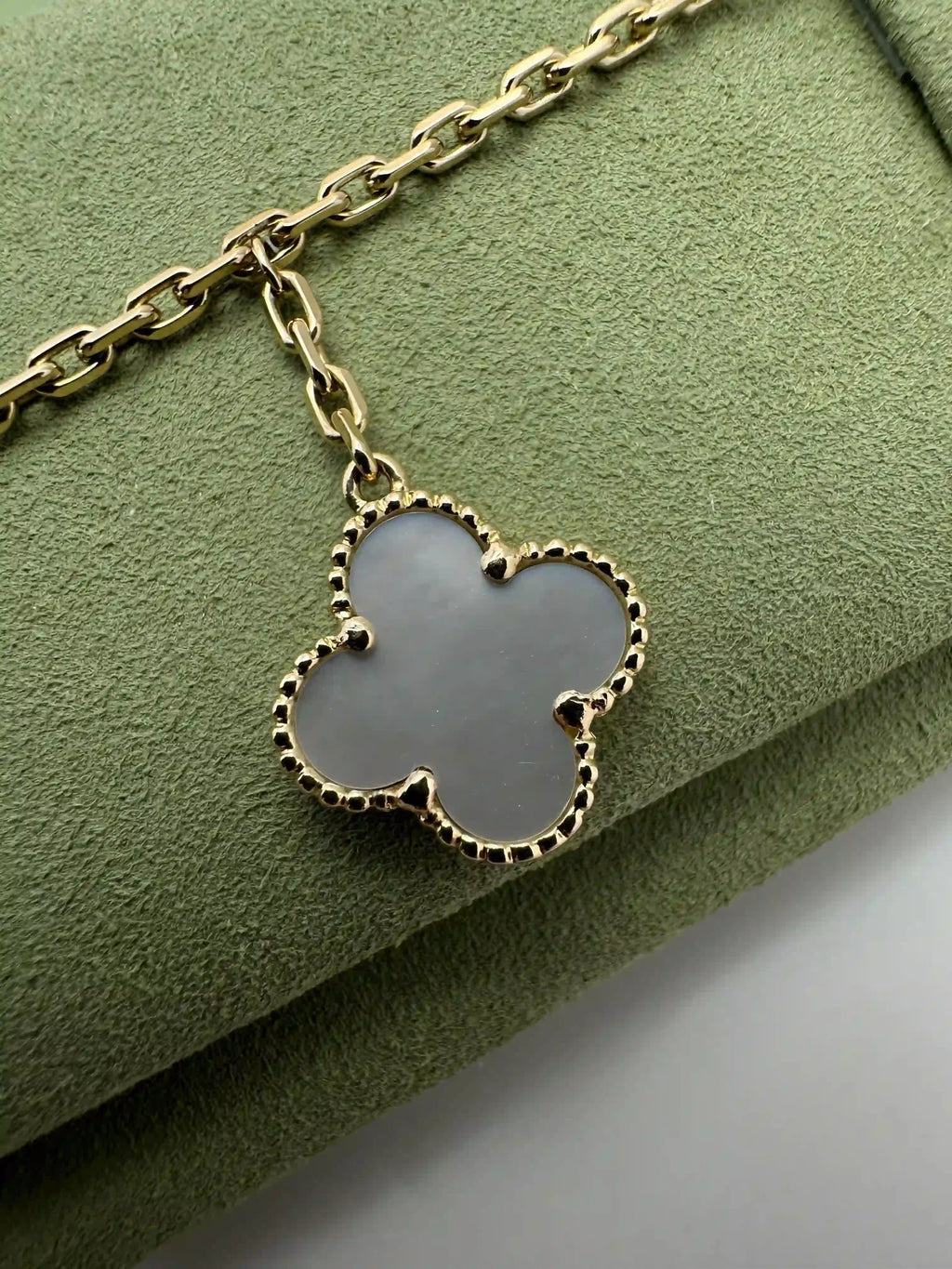 Van Cleef And Arpels Lucky Alhambra Bracelet VCARD79600