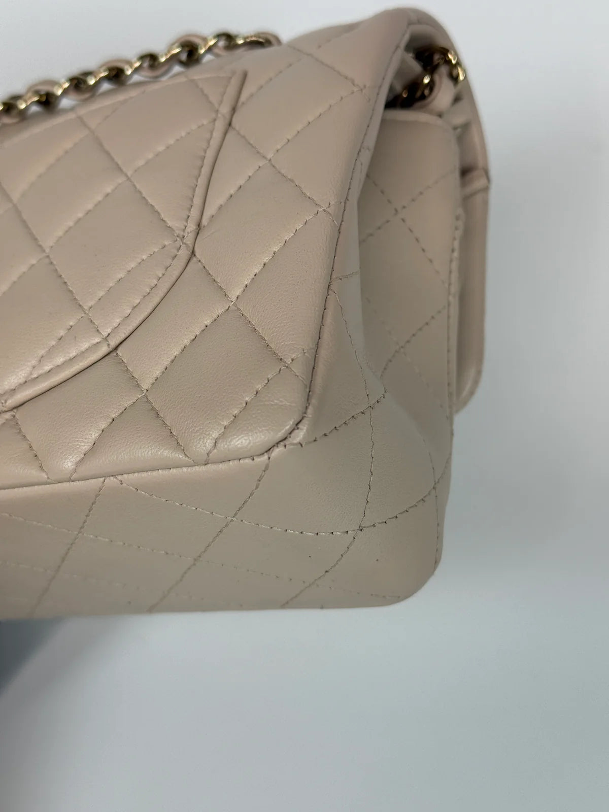 CHANEL SMALL CLASSIC DOUBLE FLAP IN LIGHT BEIGE LAMBSKIN LEATHER WITH PALE GOLD HARDWARE