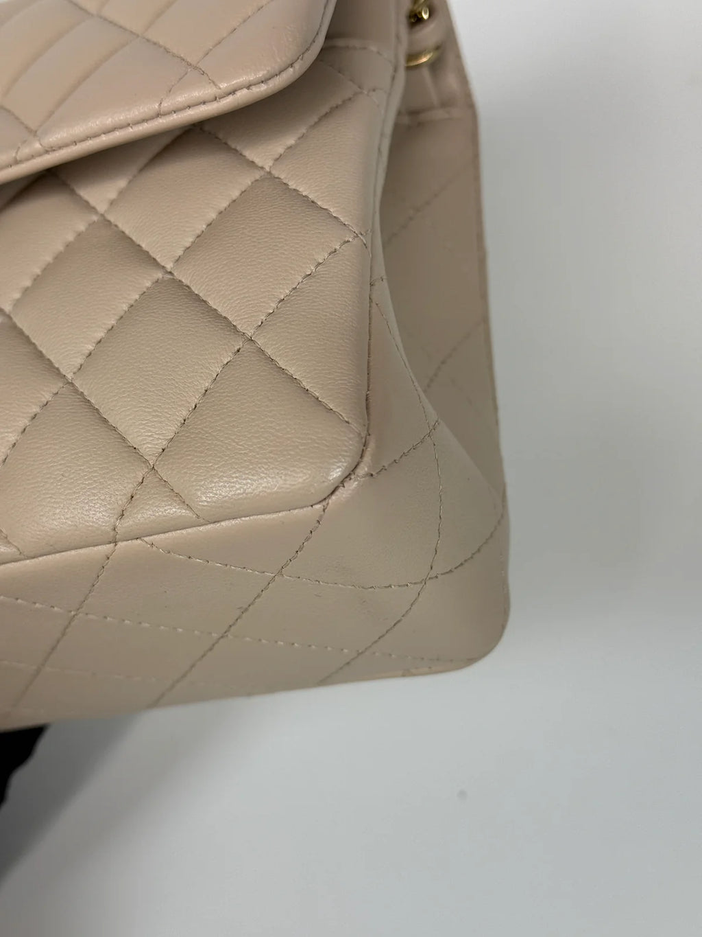 CHANEL SMALL CLASSIC DOUBLE FLAP IN LIGHT BEIGE LAMBSKIN LEATHER WITH PALE GOLD HARDWARE