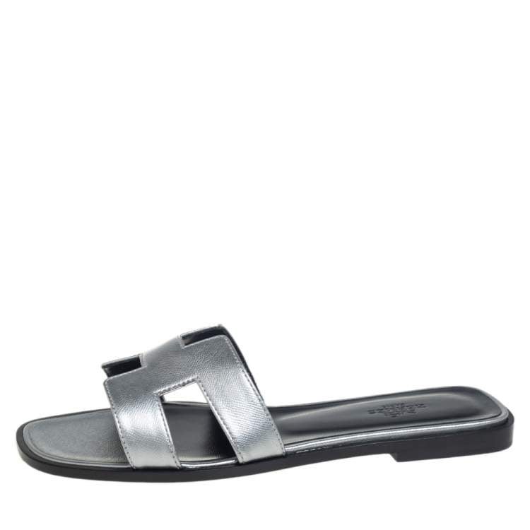 Hermes Silver Leather Oran Flat Slides Size 38