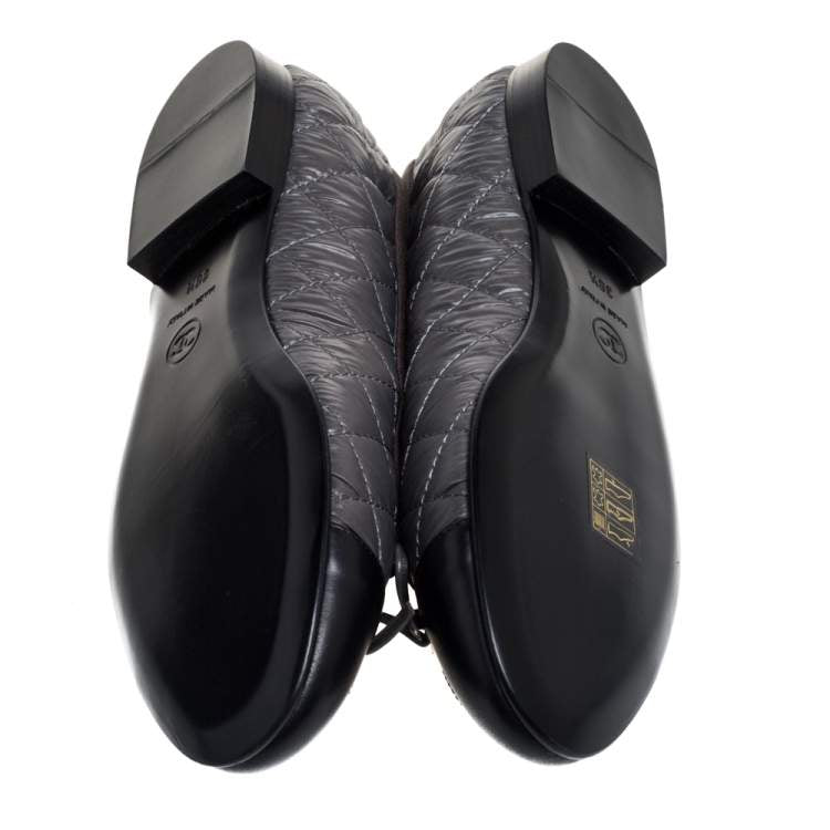Chanel Grey/Black Quilted Leather Bow CC Cap Toe Ballet Flats Size 38.5