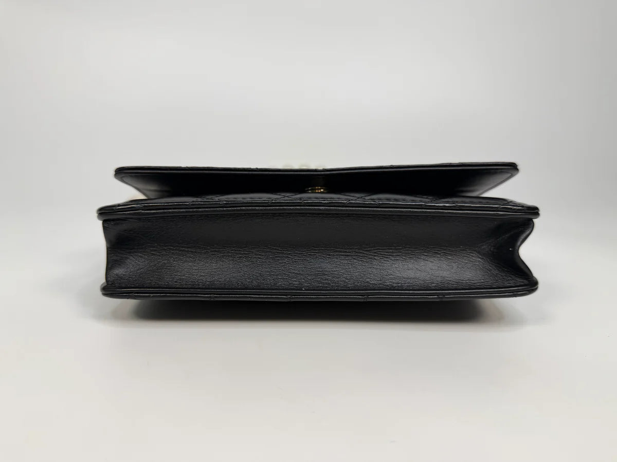 CHANEL PEARL WALLET ON CHAIN IN BLACK LAMBSKIN LEATHER WITH PALE GOLD HARDWARE