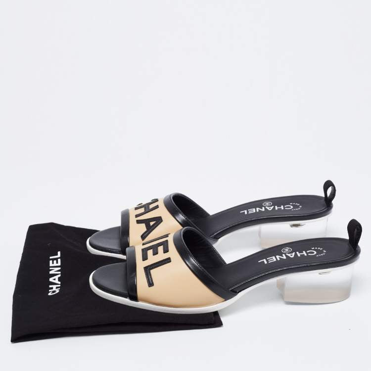 Chanel Beige/Black Leather Logo Slide Sandals Size 40.5
