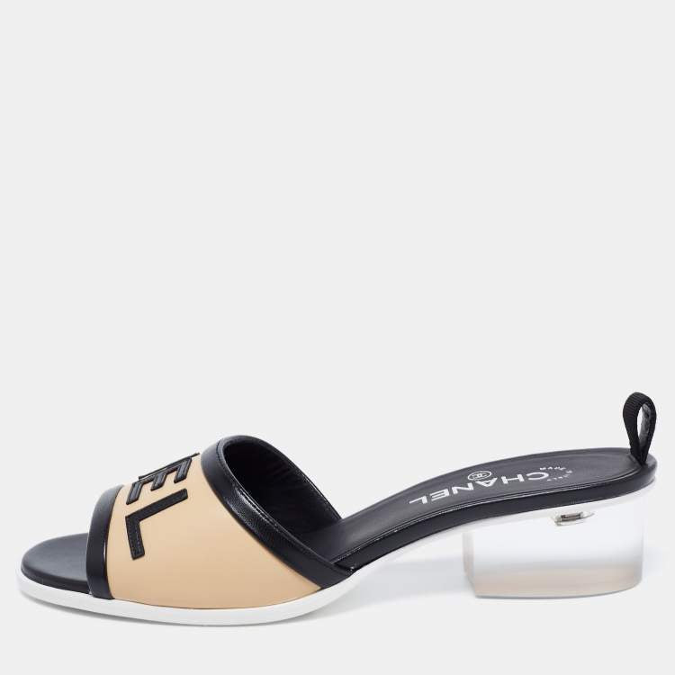 Chanel Beige/Black Leather Logo Slide Sandals Size 40.5