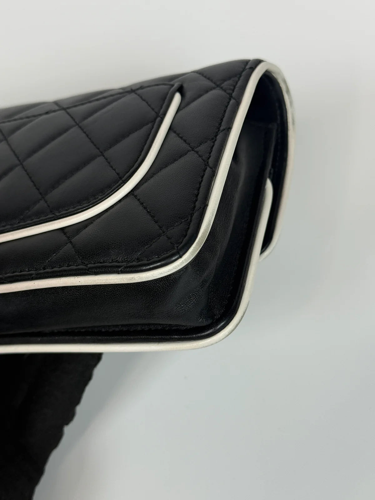 CHANEL WALLET ON CHAIN 2026 COLLECTION WITH PALE GOLD HARDWARE
