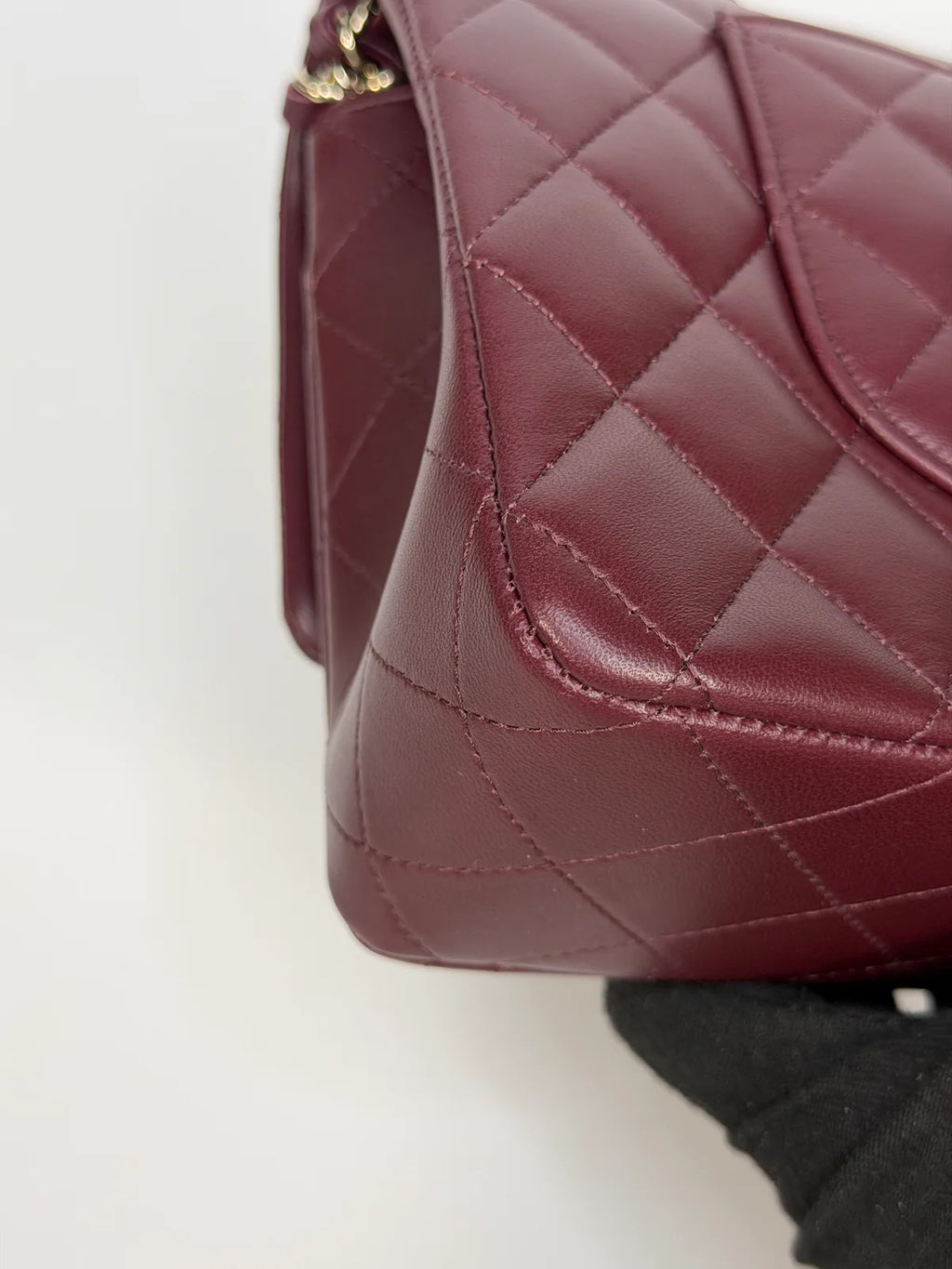 CHANEL MEDIUM CLASSIC DOUBLE FLAP BURGUNDY LAMBSKIN LEATHER WITH PALE GOLD HARDWARE