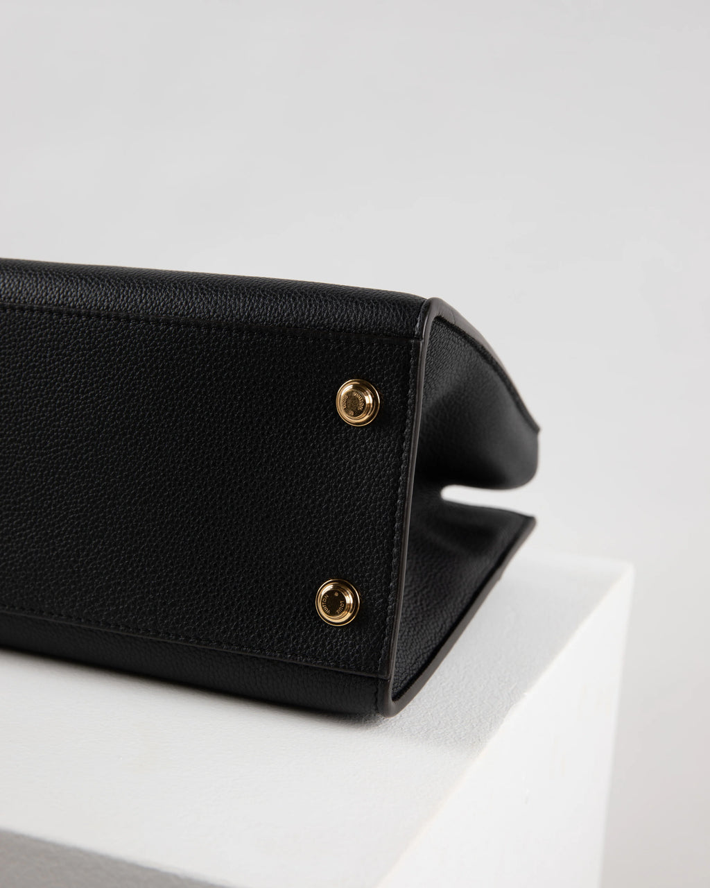 Louis Vuitton City Steamer Bag MM in Black