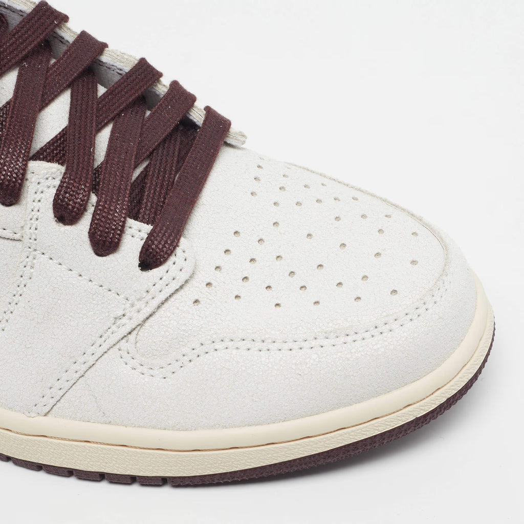 Air Jordans Jordan 1 Retro OG A Ma Maniére Size 44 White/Burgundy Cracked Leather High Top Sneakers