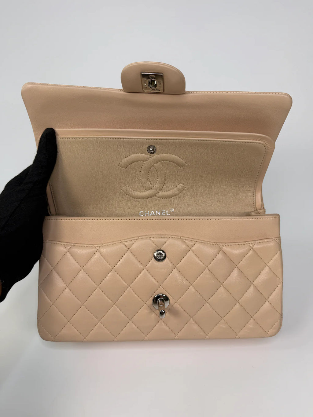 CHANEL MEDIUM CLASSIC DOUBLE FLAP LIGHT BEIGE LAMBSKIN LEATHER WITH SILVER HARDWARE