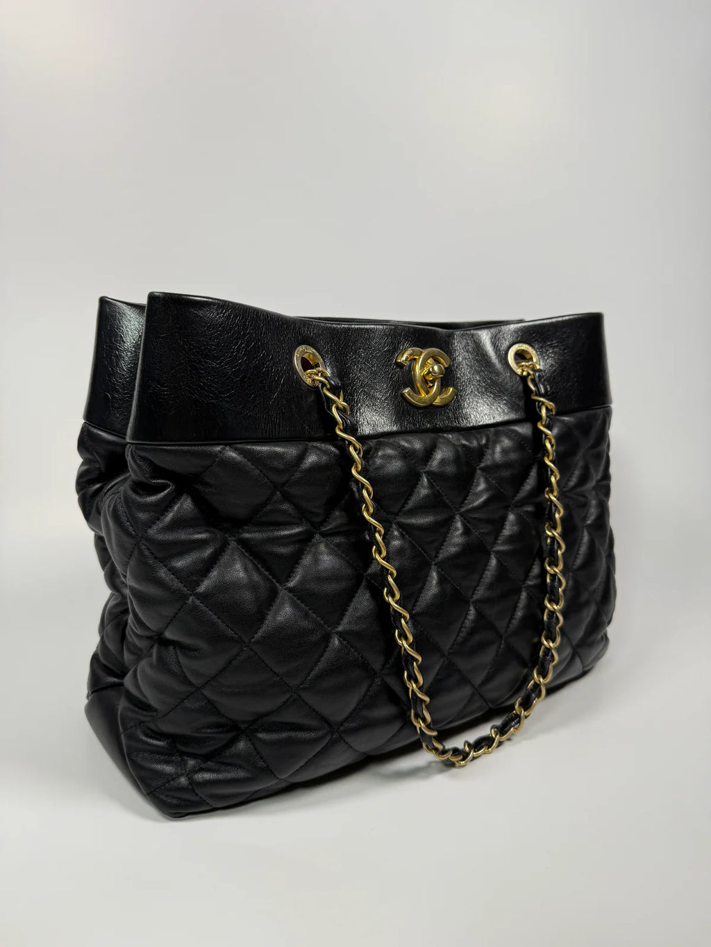 CHANEL MEDIUM SOFT ELEGANCE TOTE BAG