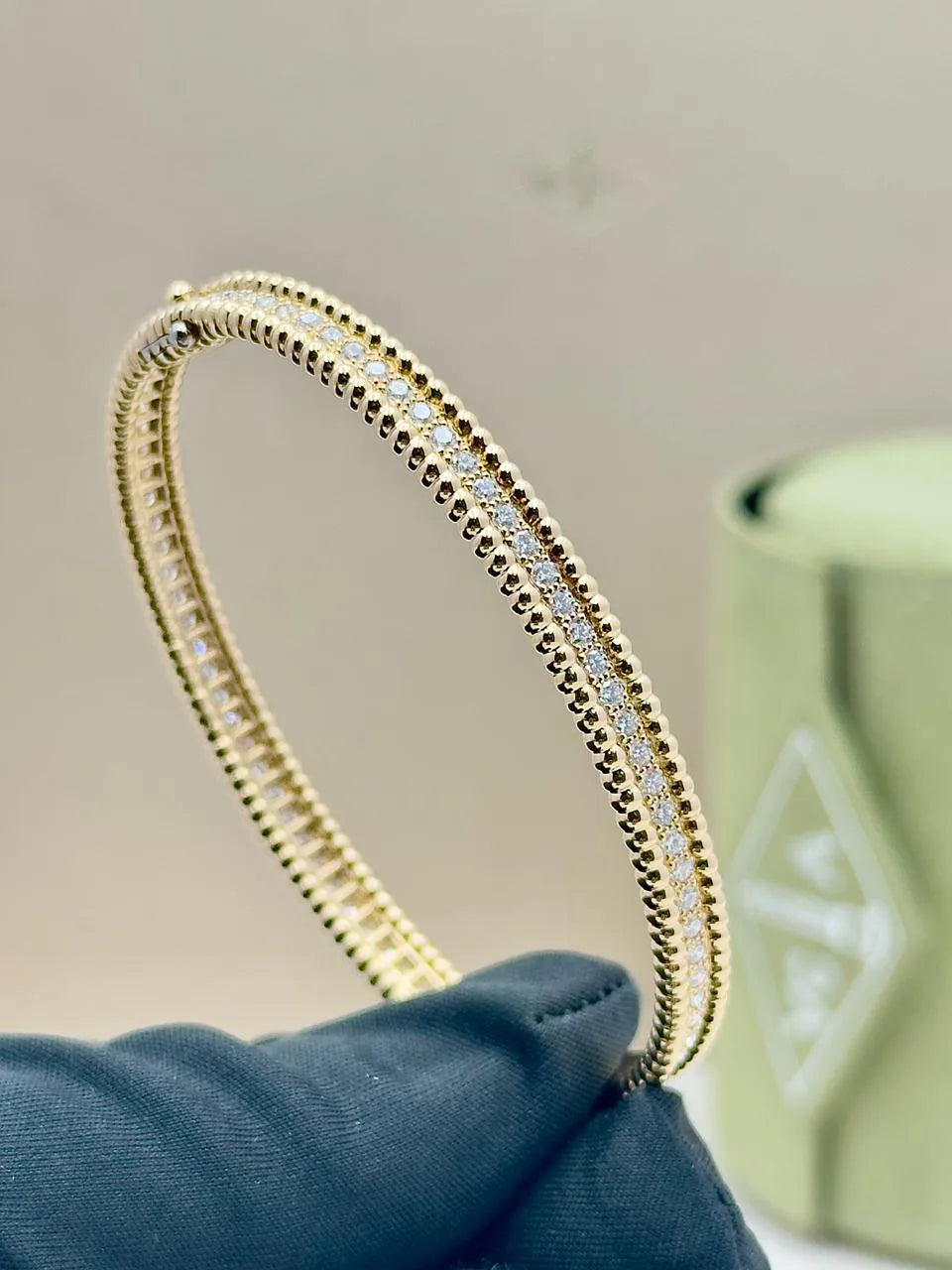 Van Cleef And Arpels Perlee Diamonds Bracelet Size 17 VCARP27B00