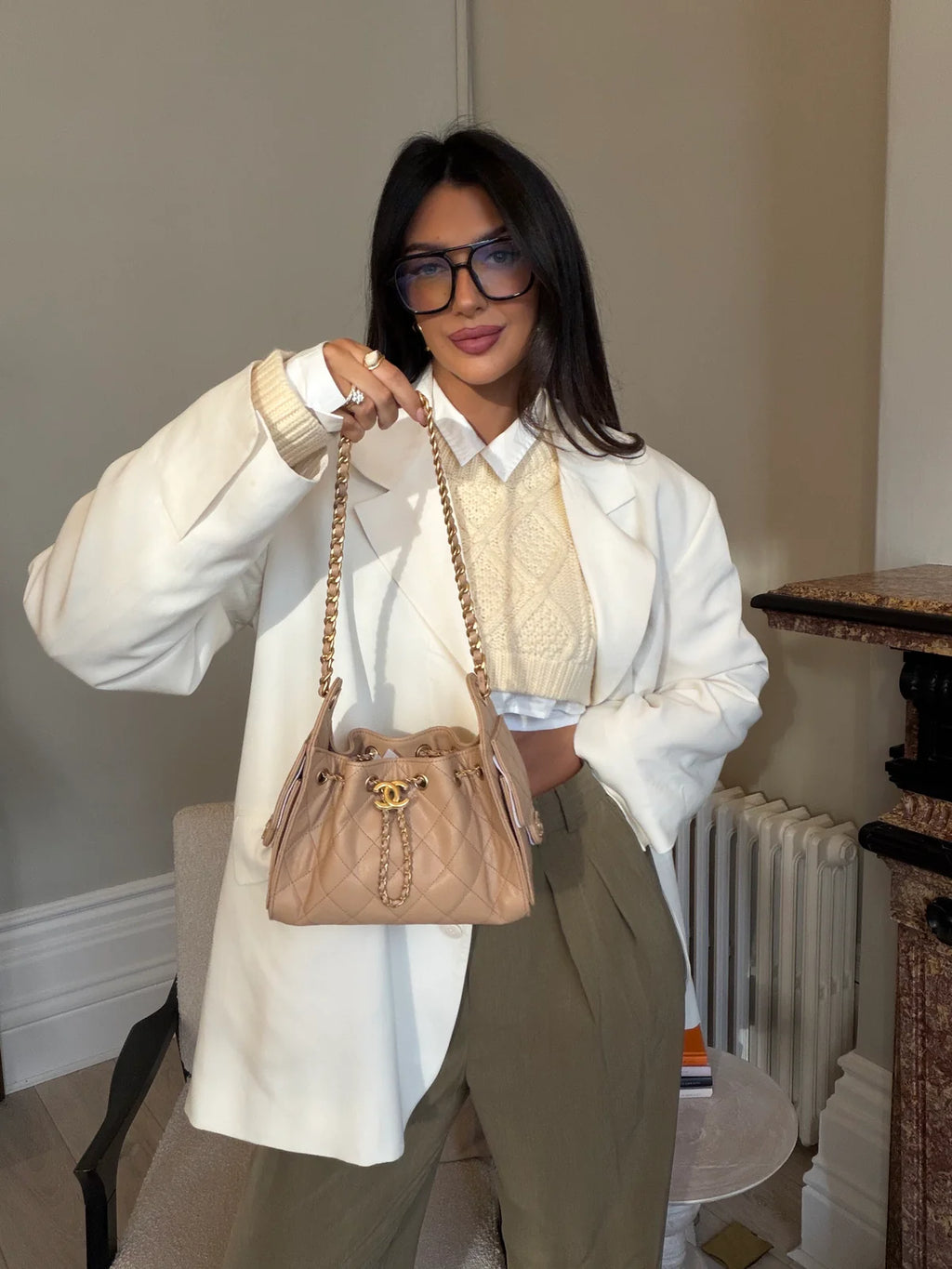CHANEL 25 MICRO IN BEIGE CAVIAR LEATHER WITH GOLD HARDWARE