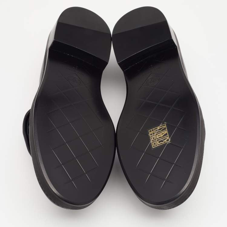 Chanel Black Quilted Leather CC Turnlock Loafers Size 37