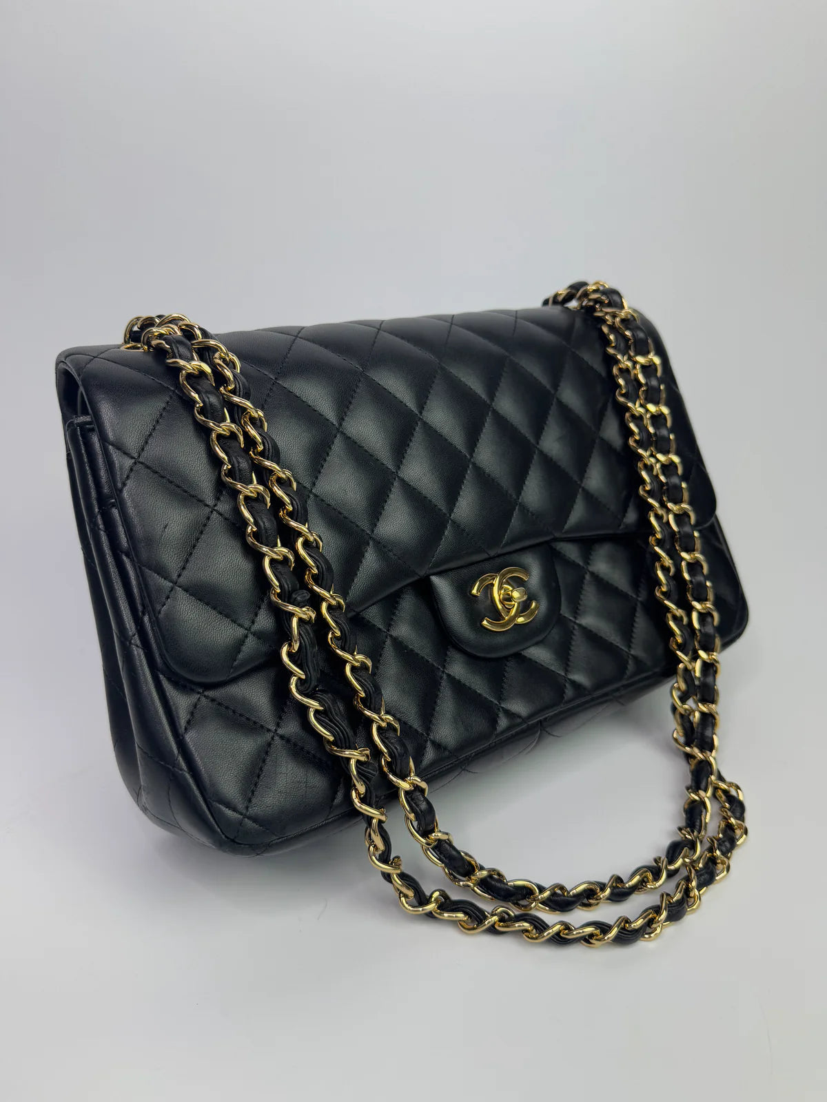 CHANEL BLACK LAMBSKIN LEATHER JUMBO CLASSIC DOUBLE FLAP GOLD HARDWARE