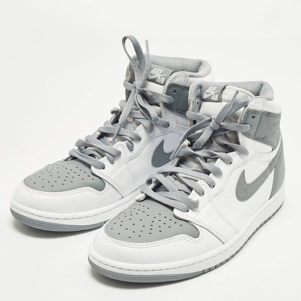 Air Jordans Jordan 1 Retro OG Stealth Size 44.5 White/Grey Leather High Top Sneakers