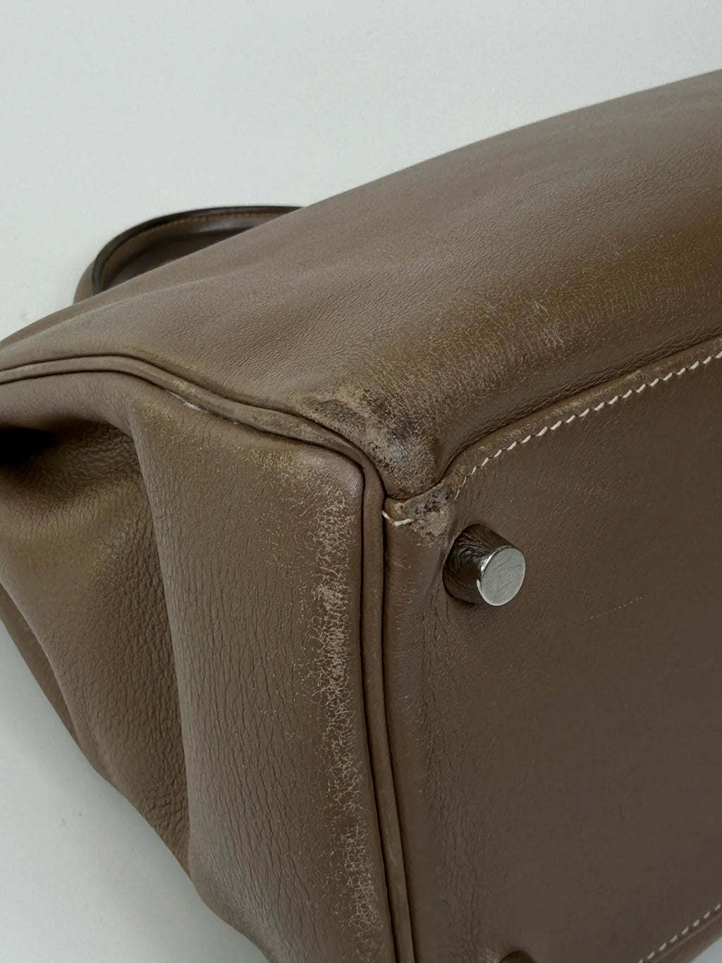 HERMÈS KELLY 32 IN ETOUPE SWIFT LEATHER WITH PALLADIUM HARDWARE