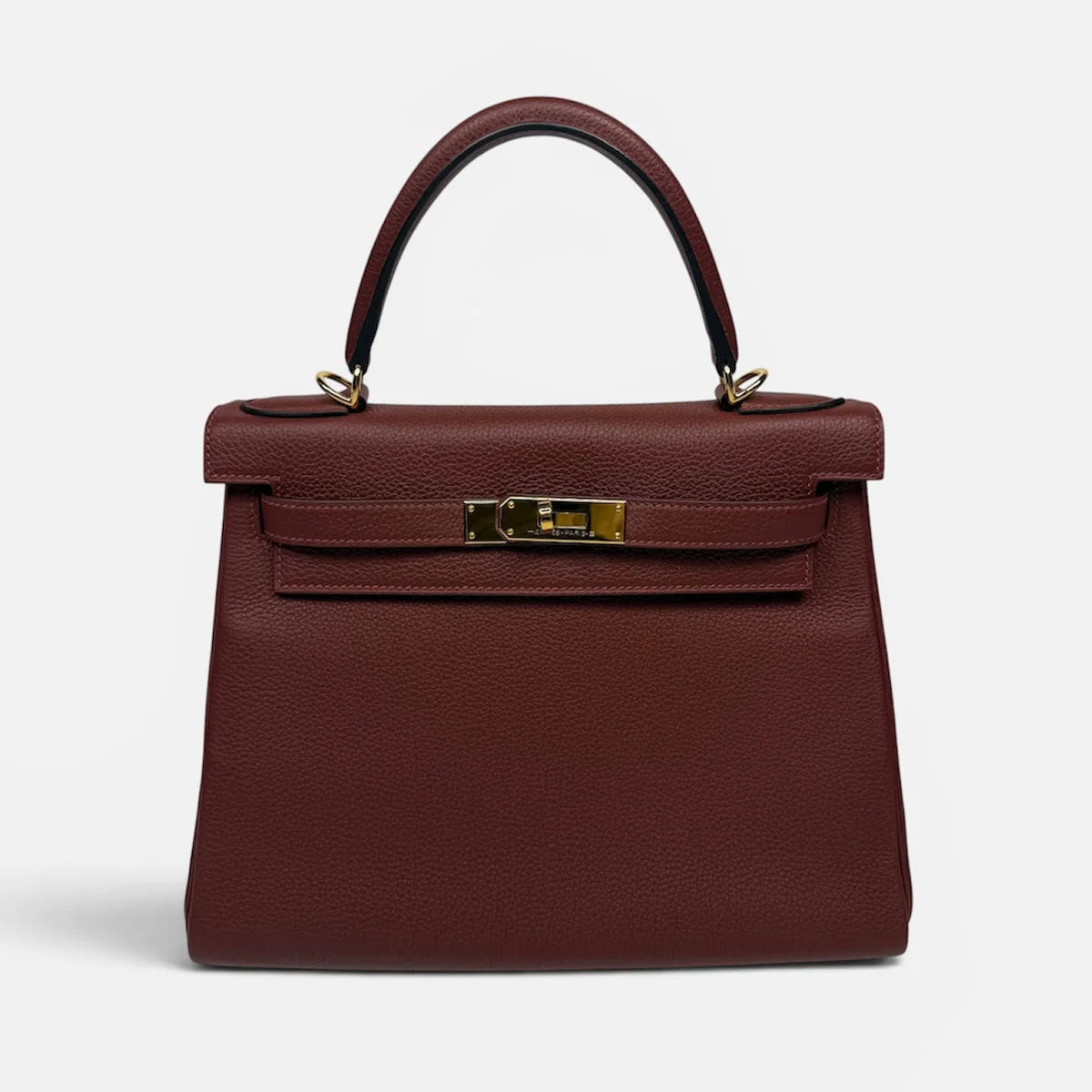 HERMÈS KELLY 28 IN ROUGE H TOGO LEATHER WITH GOLD HARDWARE