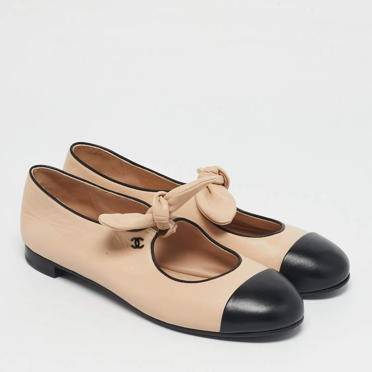 Chanel Beige/Black Leather CC Cap Toe Mary Jane Ballet Flats Size 39.5